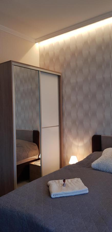 Rozsa Apartmanhaz Segedín Exteriér fotografie