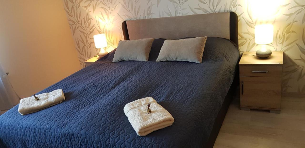 Rozsa Apartmanhaz Segedín Exteriér fotografie