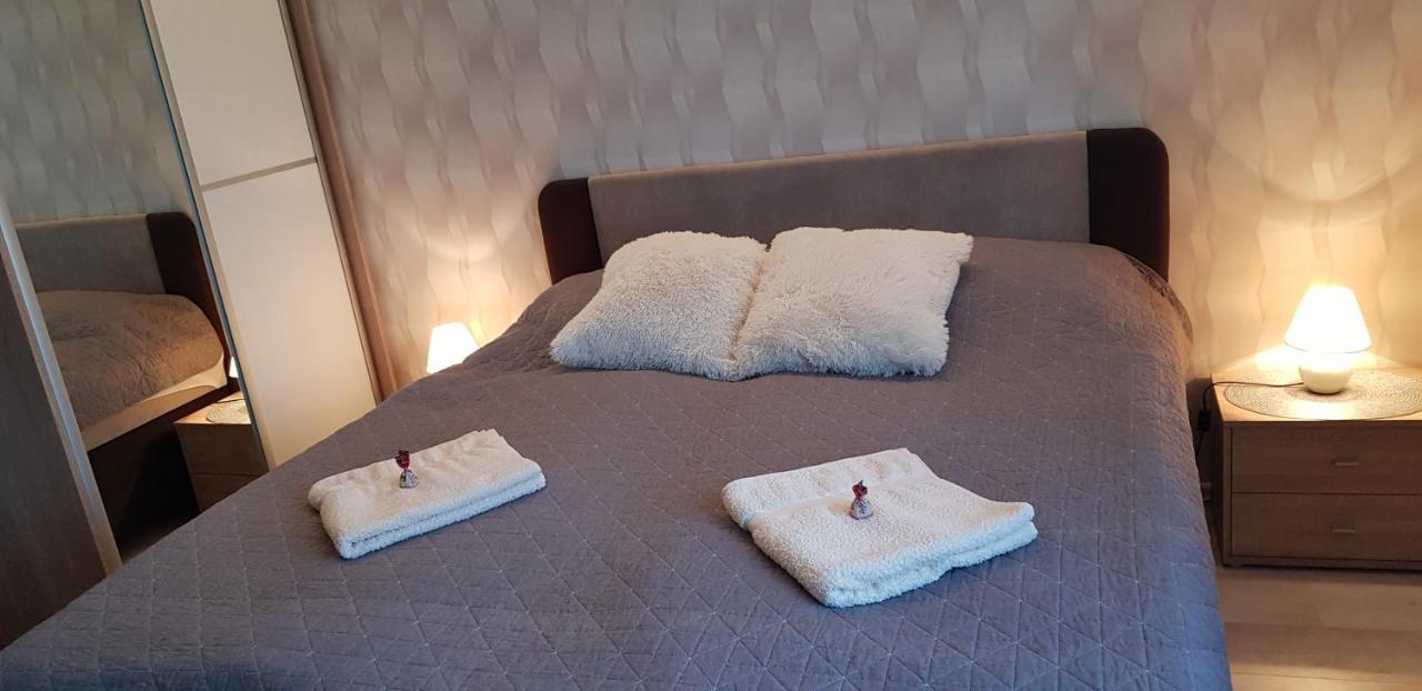 Rozsa Apartmanhaz Segedín Exteriér fotografie